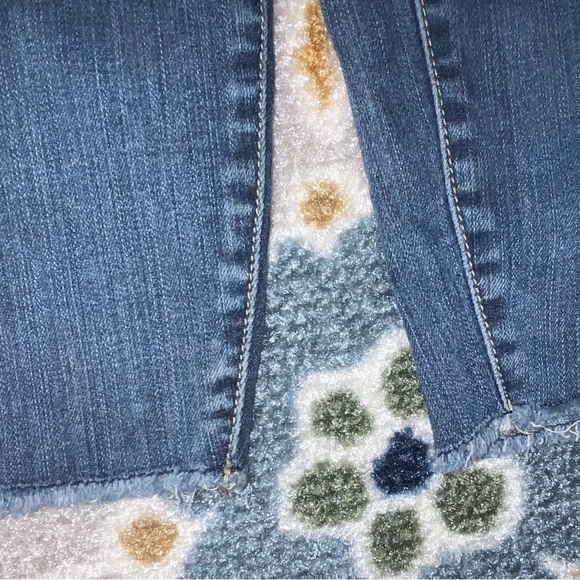 Torrid Premium ultra  Skinny Jeans in Blue Size 14 - Picture 4 of 4